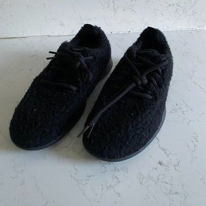 NEW Allbirds Women's Black Wool Runner Fluff Sneakers Size 9 0721 NV1